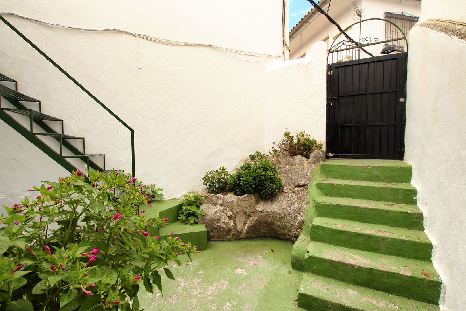 Puerta de atrás casita Ronda